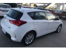 TOYOTA AURIS- 13/15; ARAÇ BİLGİLERİ VE RESİMLERİ