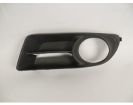 TOYOTA COROLLA- ZZE121- 05/06; SİS LAMBA KAPAĞI SOL YUVARLAK DELİKLİ (EURO BODY)