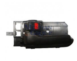 TOYOTA COROLLA- ZZE121- 02/06; ÖN KAPI İÇ AÇMA KOLU SAĞ (ELCEĞİ SİYAH) (HUSHAN)