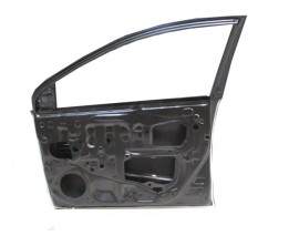 TOYOTA COROLLA- NDE180- 13/18; ÖN KAPI KOMPLE SAĞ (BAND DELİKSİZ) (İCELİ/ÇEKOMASTİKLİ) (TW)