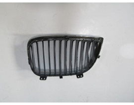 BMW 1 SERI- E87- 04/08; ÖN PANJUR SAĞ SİYAH/NİKELAJ ÇERÇEVELİ (TYG)