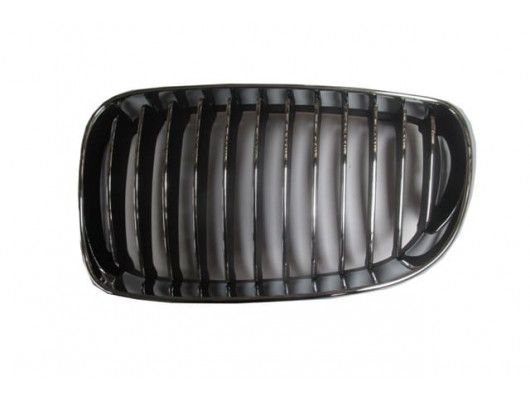 BMW 1 SERI- E87- 09/11; ÖN PANJUR SOL SİYAH/NİKELAJ ÇERÇEVELİ (TYG)