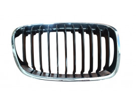 BMW 1 SERI- F20- 12/15; ÖN PANJUR SAĞ (NİKELAJ ÇERÇEVELİ) (İÇ PETEKLERİ SİYAH) (TYG)