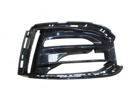 BMW 1 SERI- F40- 20/22; SİS LAMBA KAPAĞI SAĞ PARLAK SİYAH (TW)