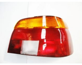 BMW 5 SERI- E39- 96/00; STOP LAMBASI SAĞ KIRMIZI/SARI (DUYSUZ) (FAMELLA)