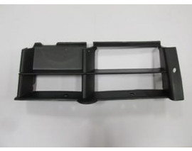 BMW 5 SERI- E39- 96/00; ÖN TAMPON PANJURU SAĞ SİYAH (TW)