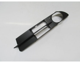 BMW 5 SERI- E60- 04/07; SİS LAMBA KAPAĞI DIŞ SOL SİS DELİKLİ (TW)