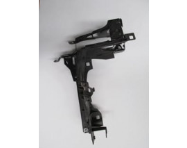 BMW 5 SERI- F10- 10/16; FAR ALT BAĞLANTI BRAKETİ SOL (PLASTİK BRAKETİ İLE BİRLİKTE) (TW)