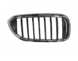 BMW 5 SERI- G30- 17/20; ÖN PANJUR SAĞ NİKELAJLI/PARLAK SİYAH (TYG)