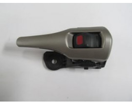 TOYOTA AURIS- 11/12; ÖN KAPI İÇ AÇMA KOLU SAĞ SİYAH/GÜMÜŞ (HUSHAN)