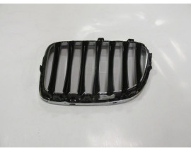 BMW X1- E84- 13/15; ÖN PANJUR SAĞ NİKELAJLI/ İÇ PETEKLERİ SİYAH