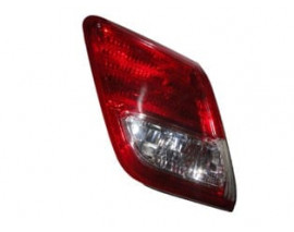 TOYOTA CAMRY- 06/09; İÇ STOP LAMBASI SOL KIRMIZI/BEYAZ (FAMELLA)