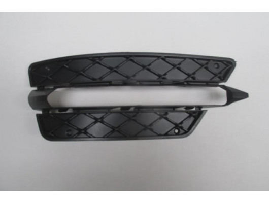 MERCEDES C CLASS- W204- 11/13; SİS LAMBA KAPAĞI SAĞ (NİKELAJ ÇITASIZ) (TYG)