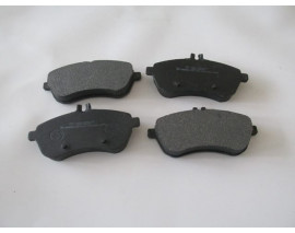 MERCEDES C CLASS- W204- 11/13; ÖN FREN BALATASI (KABLOSUZ)(DİSK) (146.2X71.5X19.5)(BRAMAX)