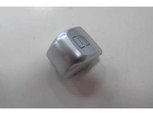 MERCEDES C CLASS- W205- 14/20; ÖN/ARKA CAM AÇMA DÜĞME BUTONU SAĞ