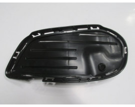 MERCEDES C CLASS- W205- 14/17; SİS LAMBA KAPAĞI BRAKETİ SAĞ SENSÖR DELİKLİ (AMG)(TW)