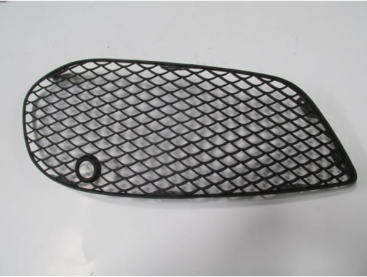 MERCEDES C CLASS- W205- 14/17; SİS LAMBA KAPAĞI SOL SİS DELİKSİZ (AMG)(TW)