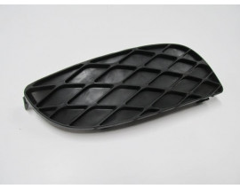 TOYOTA YARIS- 02/06; SİS LAMBA KAPAĞI SAĞ (SİS DELİKSİZ) (DAMLA GÖZLÜ)(EUROBUMP)