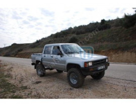 TOYOTA HILUX- PICK UP LN56/65- 85/89; ARAÇ BİLGİLERİ VE RESİMLERİ