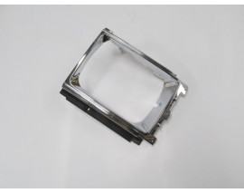 TOYOTA HILUX- PICK UP LN56/65- 85/89; FAR ÇERÇEVESİ SAĞ NİKELAJLI