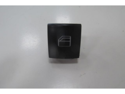 MERCEDES A CLASS- W176- 11/17; ÖN/ARKA CAM DÜĞME BUTONU SAĞ