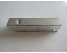 MERCEDES B CLASS- W246- 12/14; ÖN PANEL BAĞLANTI BRAKETİ (KÜÇÜK) SAĞ/SOL AYNI (ADET)