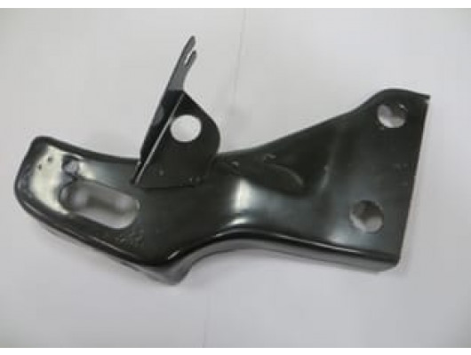 TOYOTA HILUX- PICK UP LN106- 89/97; ÖN TAMPON BAĞLANTI BRAKETİ SAĞ (TYG)