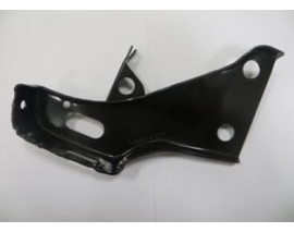 TOYOTA HILUX- PICK UP LN106- 89/97; ÖN TAMPON BAĞLANTI BRAKETİ SOL (TYG)