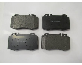 MERCEDES ML CLASS- W163- 98/05; ÖN FREN BALATASI (KABLOSUZ)(DİSK)(117,8X71,60X16,50) (BRAMAX)