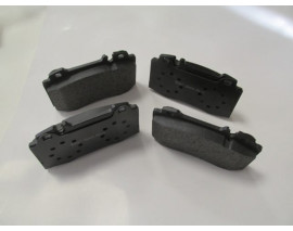 MERCEDES ML CLASS- W163- 98/05; ÖN FREN BALATASI (KABLOSUZ)(DİSK)(117,8X71,60X16,50) (BRAMAX)