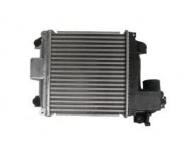 TOYOTA HILUX- 12/15; TURBO SOĞUTMA RADYATÖRÜ 3.0 (İNTERCOOLER) (BRAZİNG)(275X302X62) ORİS