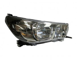 TOYOTA HILUX- PICK UP- 15/18; FAR LAMBASI SAĞ (ADVENTURE/ACTİVE)