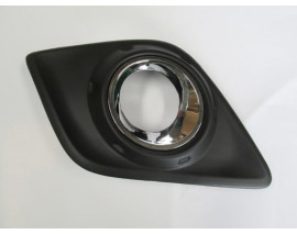 TOYOTA HILUX- PICK UP- 15/19; SİS LAMBA KAPAĞI SAĞ SİS DELİKLİ (SİS YUVASI NİKELAJLI) (CASP)