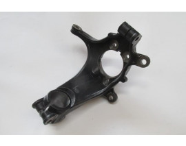 NISSAN X TRAIL- 17/21; ÖN AKS TAŞIYICI SAĞ (ABS Lİ)