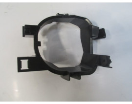 NISSAN PICK UP- NAVARA- 16/22; SİS LAMBA ÇERÇEVE BRAKETİ SAĞ PLASTİK (CASP)