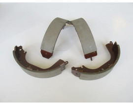 NISSAN SKYSTAR- PICK UP- ND22- 03/12; ARKA FREN PABUCU KALIN TİP 4X4 (147.50X60) (DAIWA)