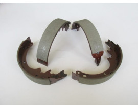 NISSAN PATROL- 95/97; ARKA FREN PABUCU (135X50)(DAIWA)