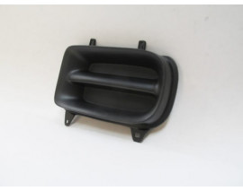 MAZDA 323- FAMILIA- 95/97; SİS LAMBA KAPAĞI SAĞ SİS DELİKSİZ (TYG)