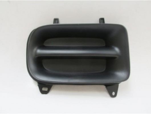 MAZDA 323- FAMILIA- 95/97; SİS LAMBA KAPAĞI SOL SİS DELİKSİZ (TYG)