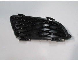 MAZDA 6- SD- 03/06; SİS LAMBA KAPAĞI SAĞ SİS DELİKSİZ SİYAH (TW)