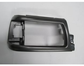 MAZDA B2500- PICK UP- 97/00; FAR ÇERÇEVESİ SAĞ SİYAH (FPI)