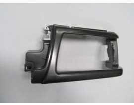 MAZDA B2500- PICK UP- 97/00; FAR ÇERÇEVESİ SOL SİYAH (FPI)