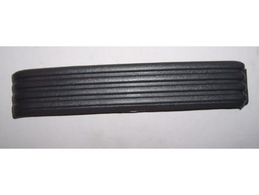 MAZDA E2200- MİNİBÜS- 88/95; ARKA TAMPON UCU SOL TIRTIRLI (PLASTİK)