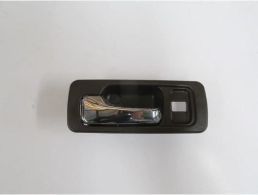 HONDA ACCORD- 90/93; ÖN KAPI İÇ AÇMA KOLU SOL KAHVERENGİ (ELCEĞİ NİKELAJLI) (HUSHAN)