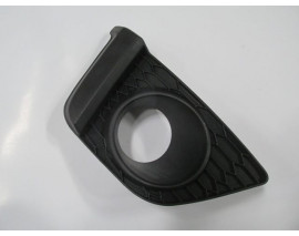 HONDA JAZZ- 15/17; SİS LAMBA KAPAĞI SAĞ SİS DELİKLİ SİYAH (TW)