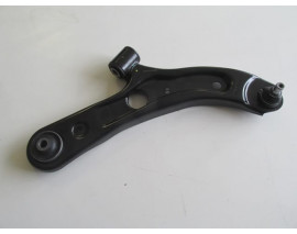 SUZUKI SWIFT- 05/11; ÖN ALT TABLA SAĞ (SALINCAK) BURÇLU/ROTİLLİ (SH)