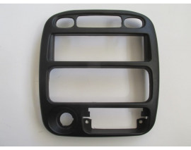 HYUNDAI ACCENT- 95/97; ÖN GÖĞÜS TEYP PANELİ/ÇERÇEVESİ (KLİMALI) (ÇEVİRMELİ AYAR)