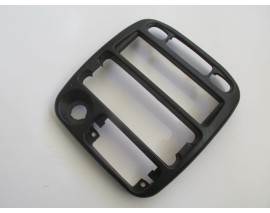 HYUNDAI ACCENT- 98/00; ÖN GÖĞÜS TEYP PANELİ/ÇERÇEVESİ (KLİMASIZ) (SÜRGÜLÜ AYAR)