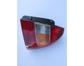 HYUNDAI ACCENT- MILENYUM- 00/02; STOP LAMBASI SAĞ KIRMIZI/SARI/BEYAZ (MARS)