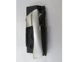 HYUNDAI ACCENT- BLUE- 11/18; ÖN KAPI İÇ AÇMA KOLU SAĞ SİYAH (ELCEĞİ GÜMÜŞ GRİ) (HUSHAN)